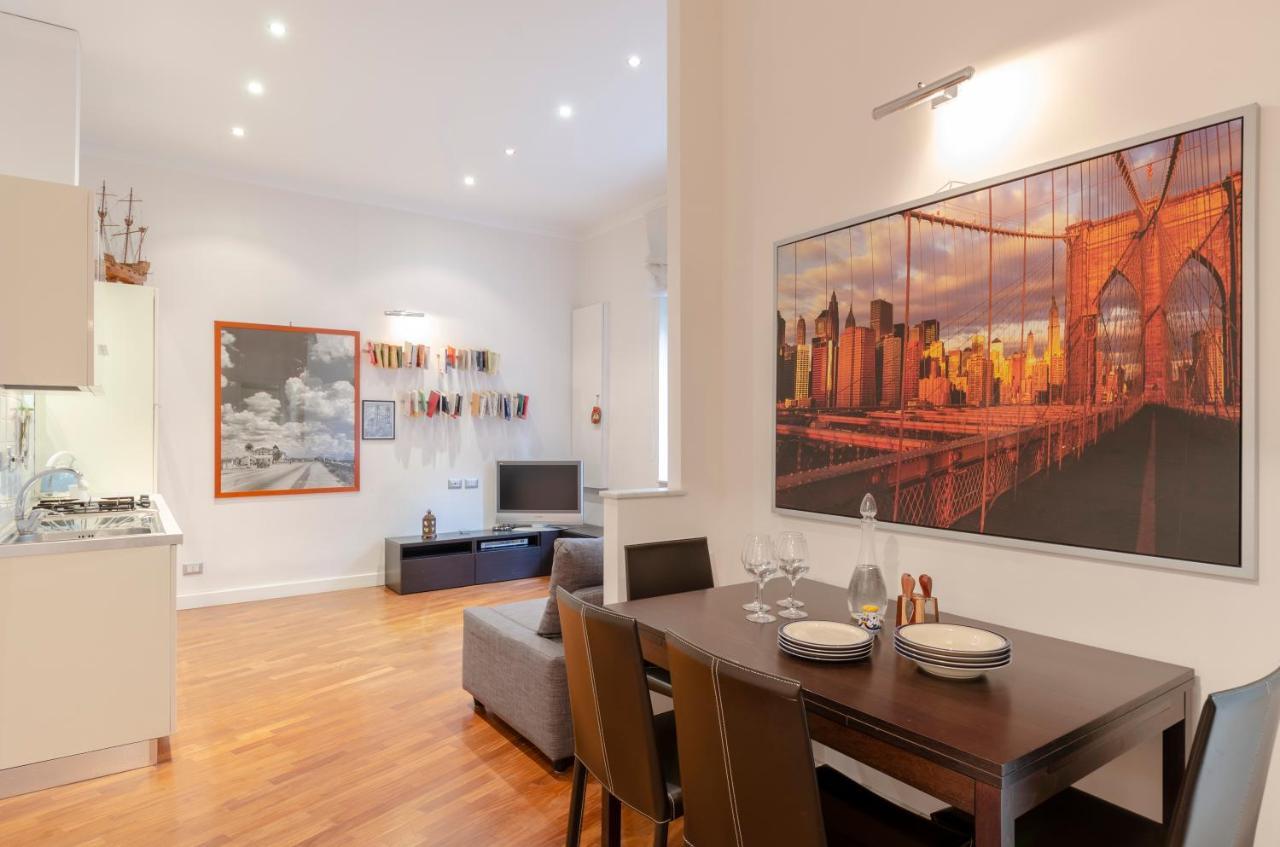 Altido Open Plan Apt For 4 In Historic Albaro *